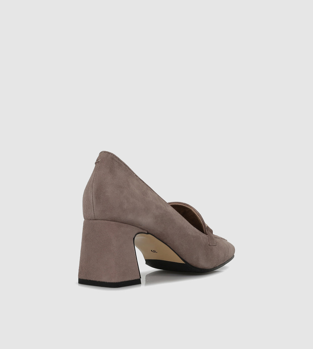 Taupe