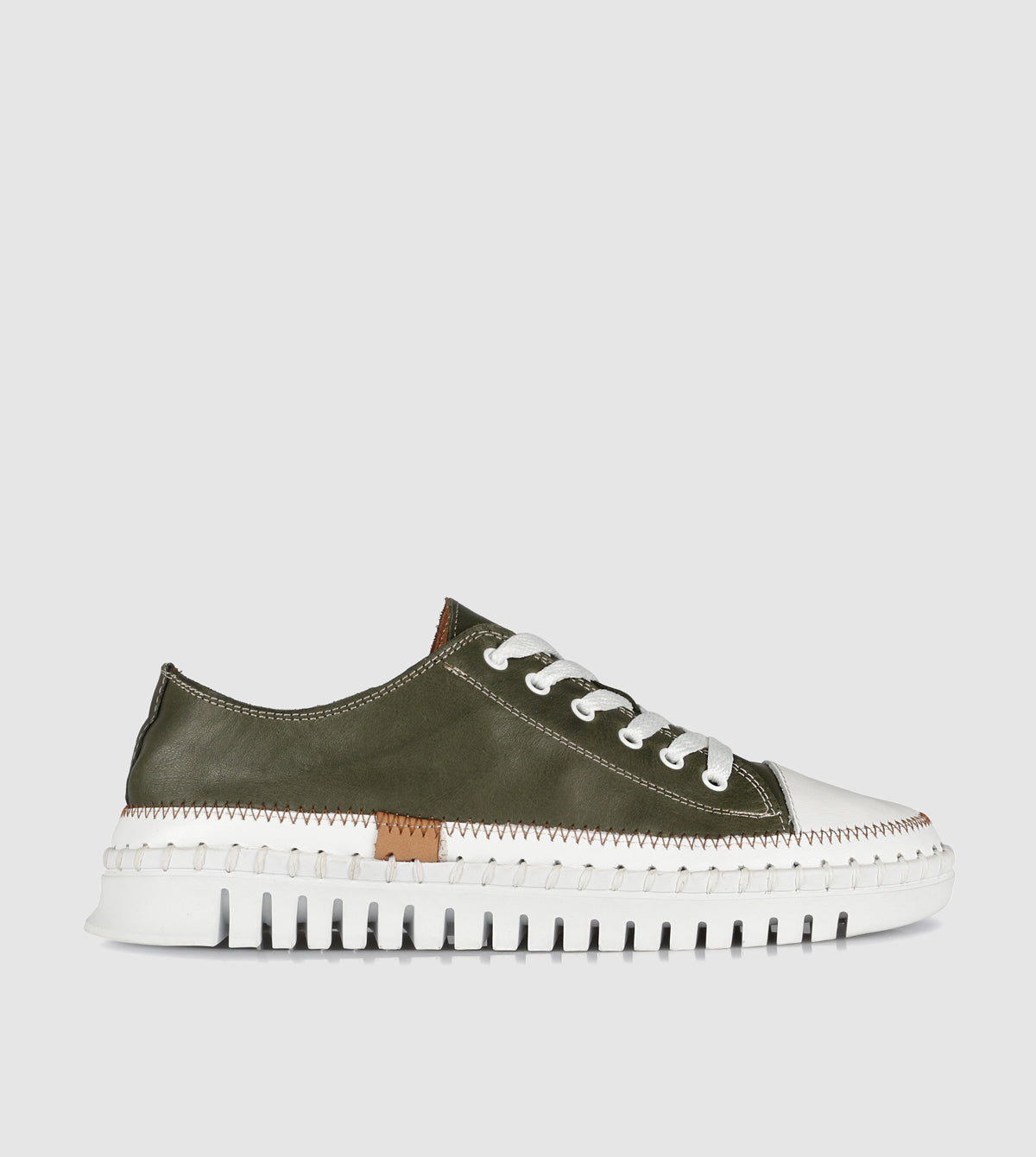 Keren Low Top Sneakers by S Sempre Di