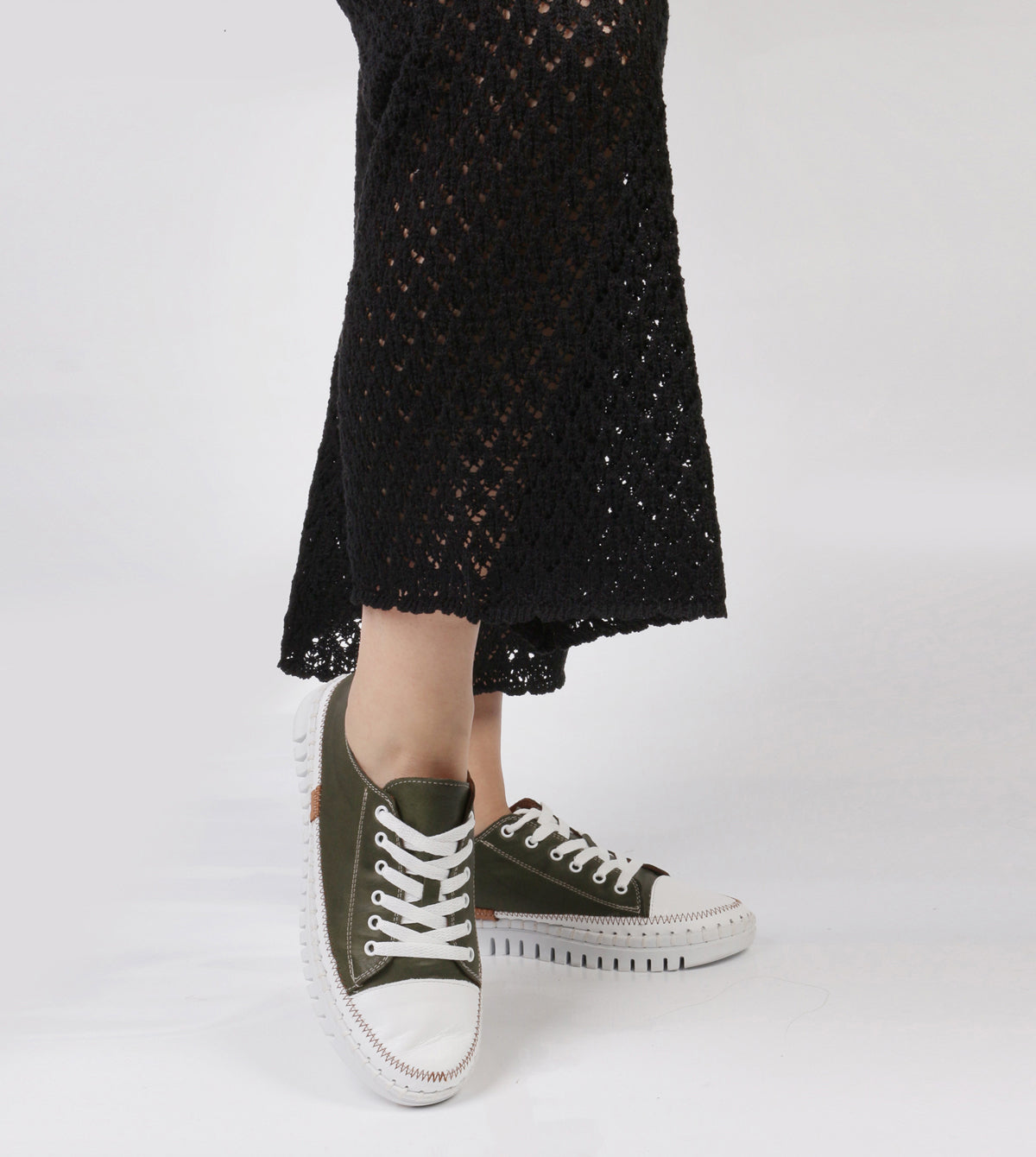 Keren Low Top Sneakers by S Sempre Di