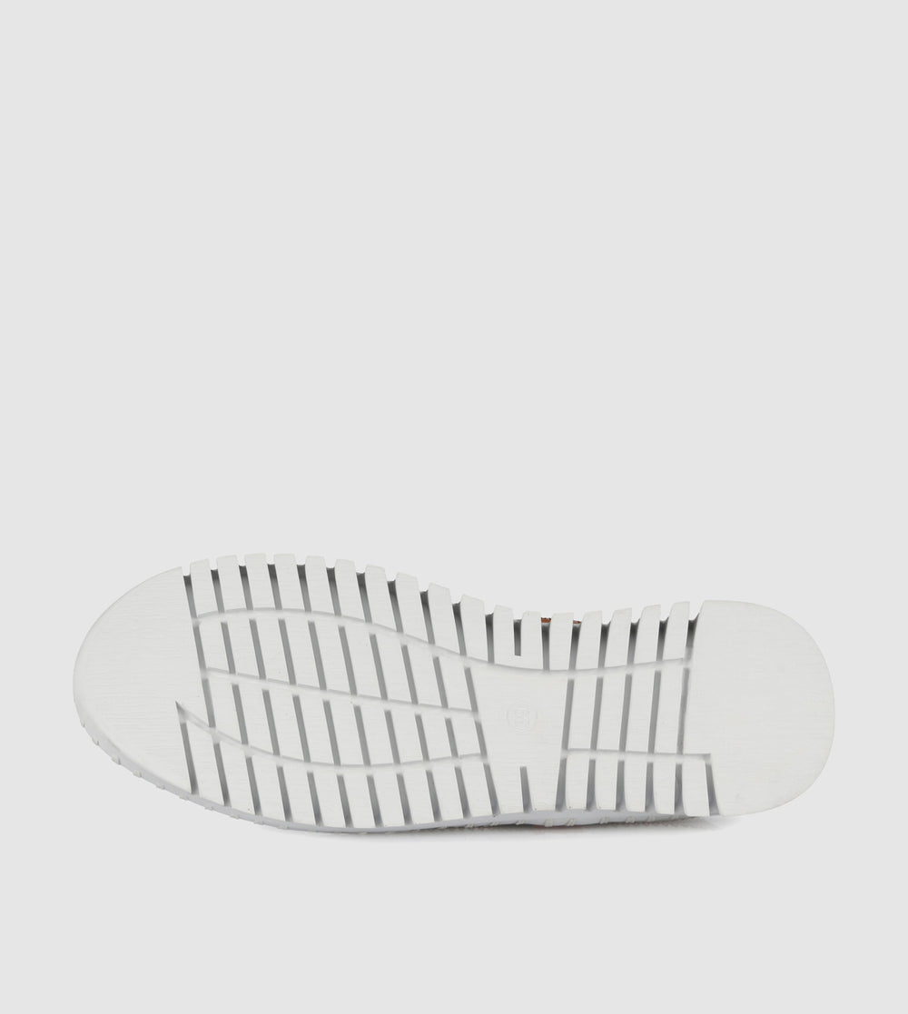 Keren Low Top Sneakers by S Sempre Di