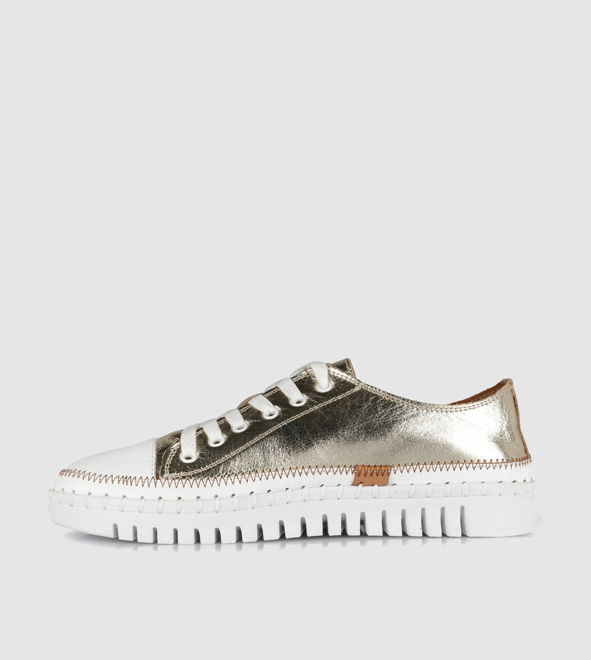 Keren Low Top Sneakers by S Sempre Di