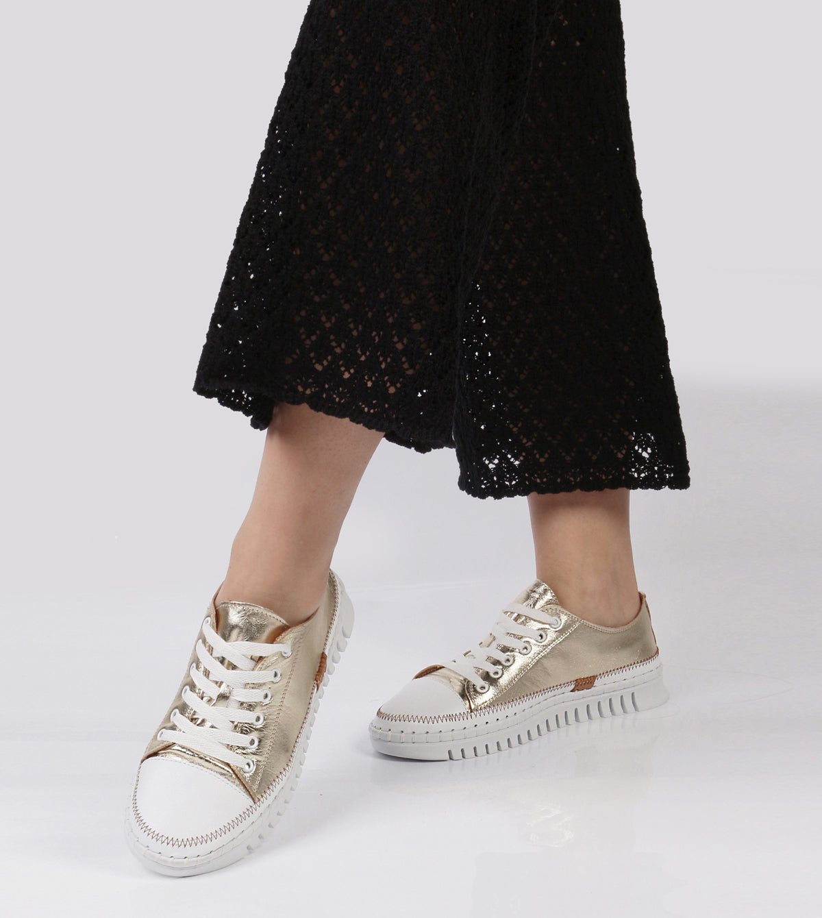 Keren Low Top Sneakers by S Sempre Di