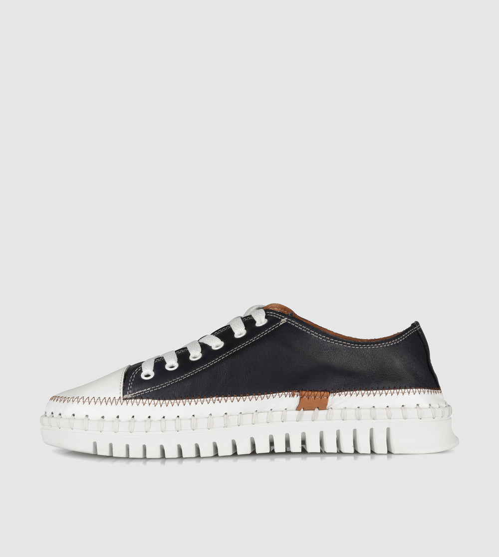 Keren Low Top Sneakers by S Sempre Di