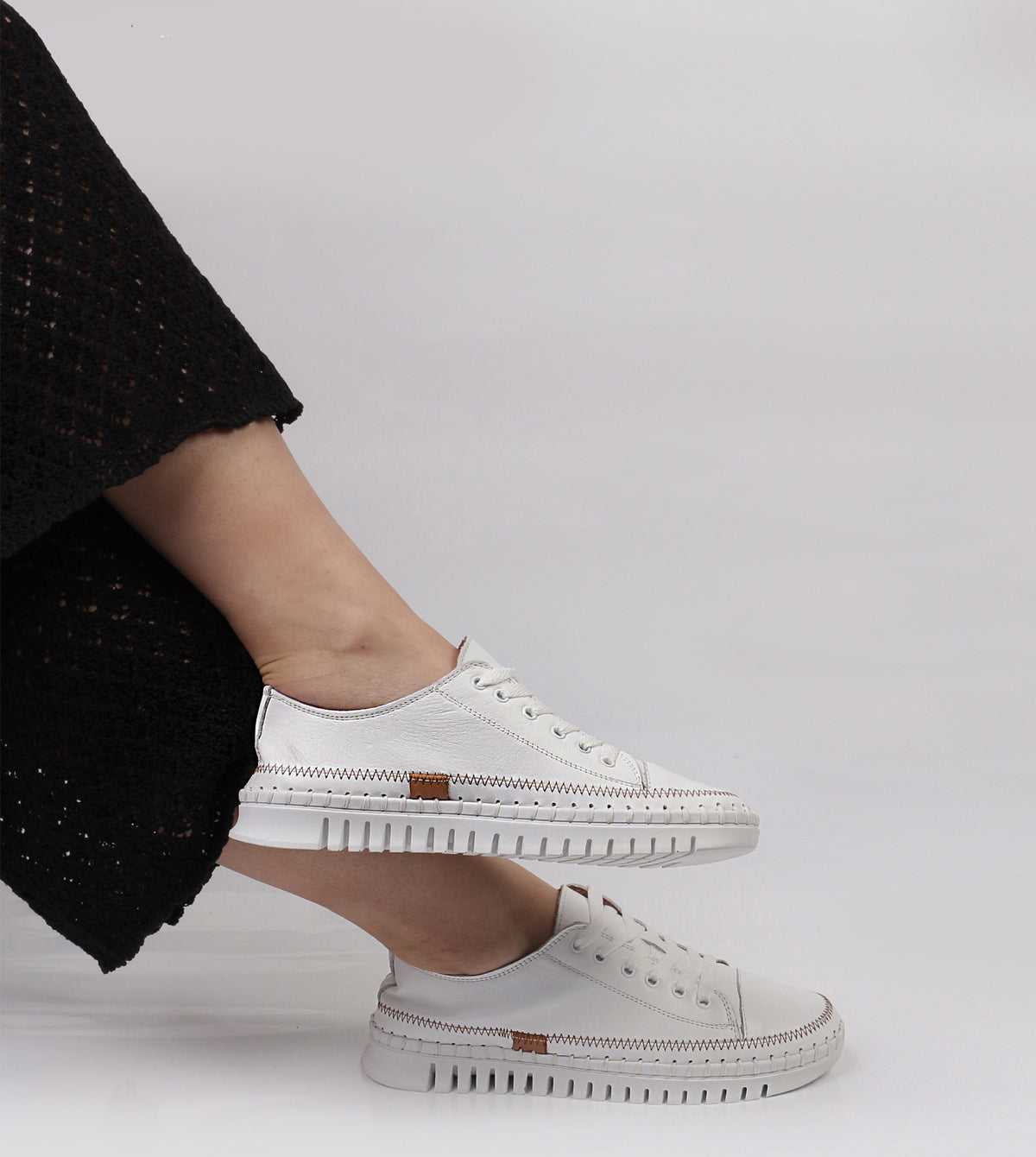 Keren Low Top Sneakers by S Sempre Di