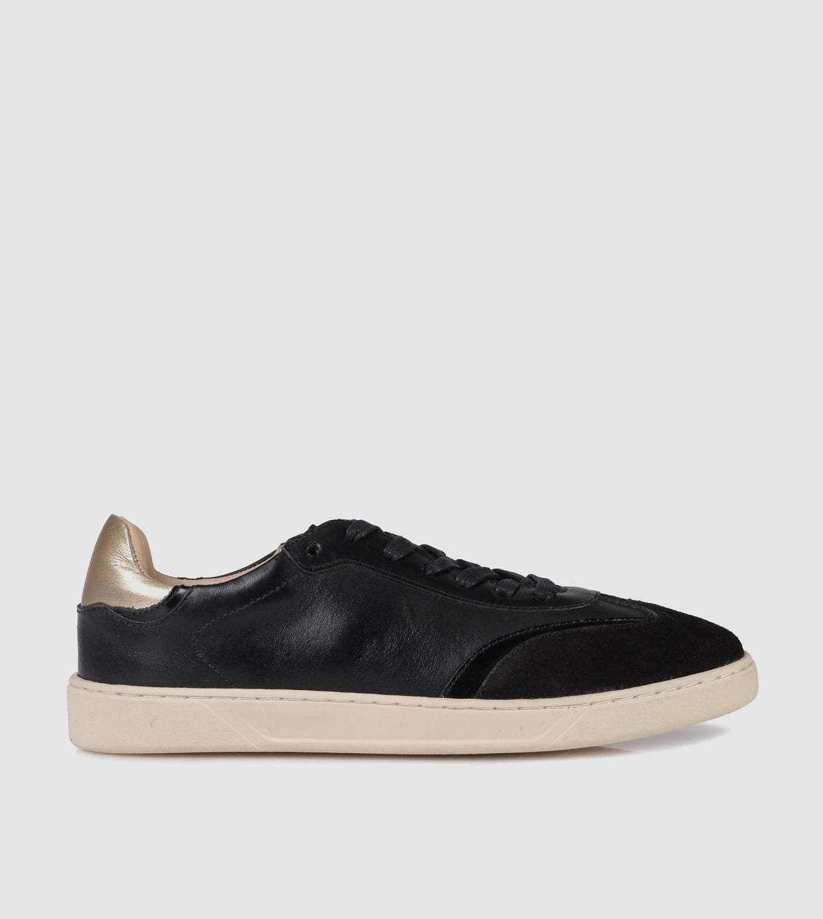 Abbie Driving Shoes by Sempre Di