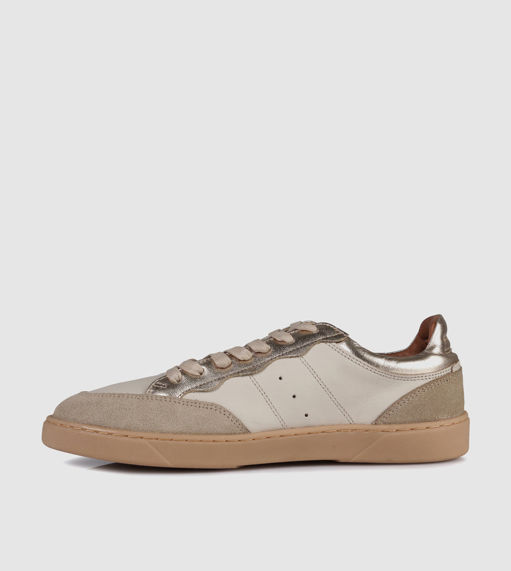 Tahnee Driving Shoes by Sempre Di