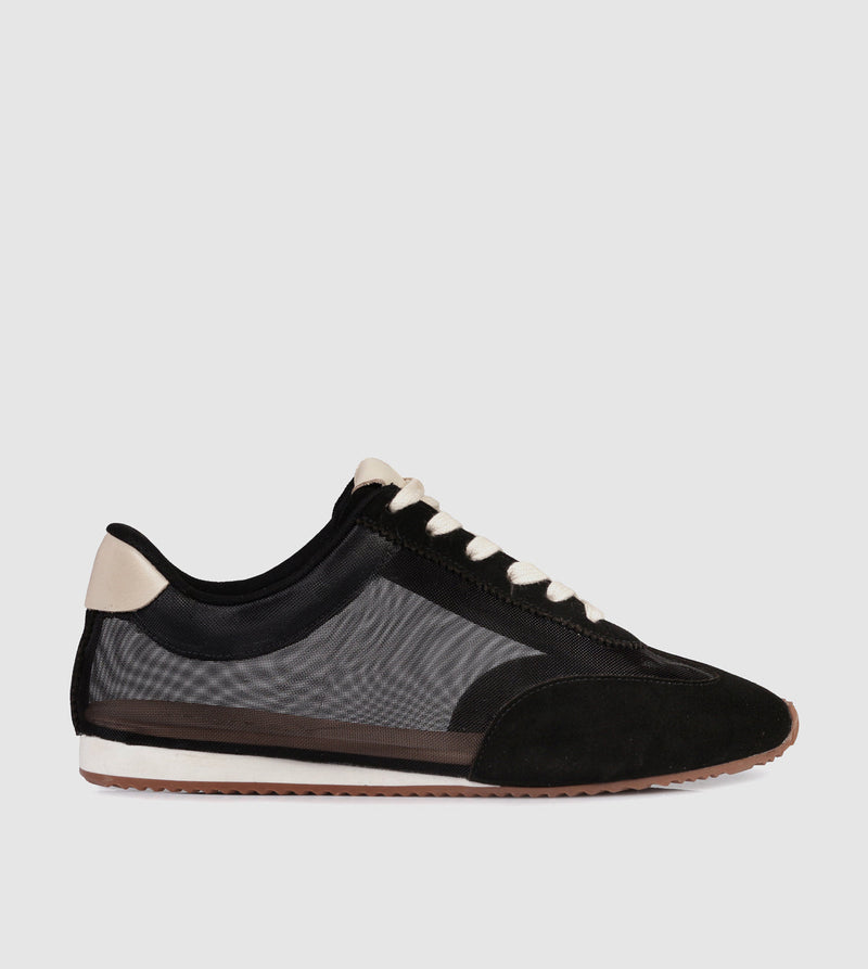 Rosanie Low Top Sneakers by Sempre Di By Guilhermina