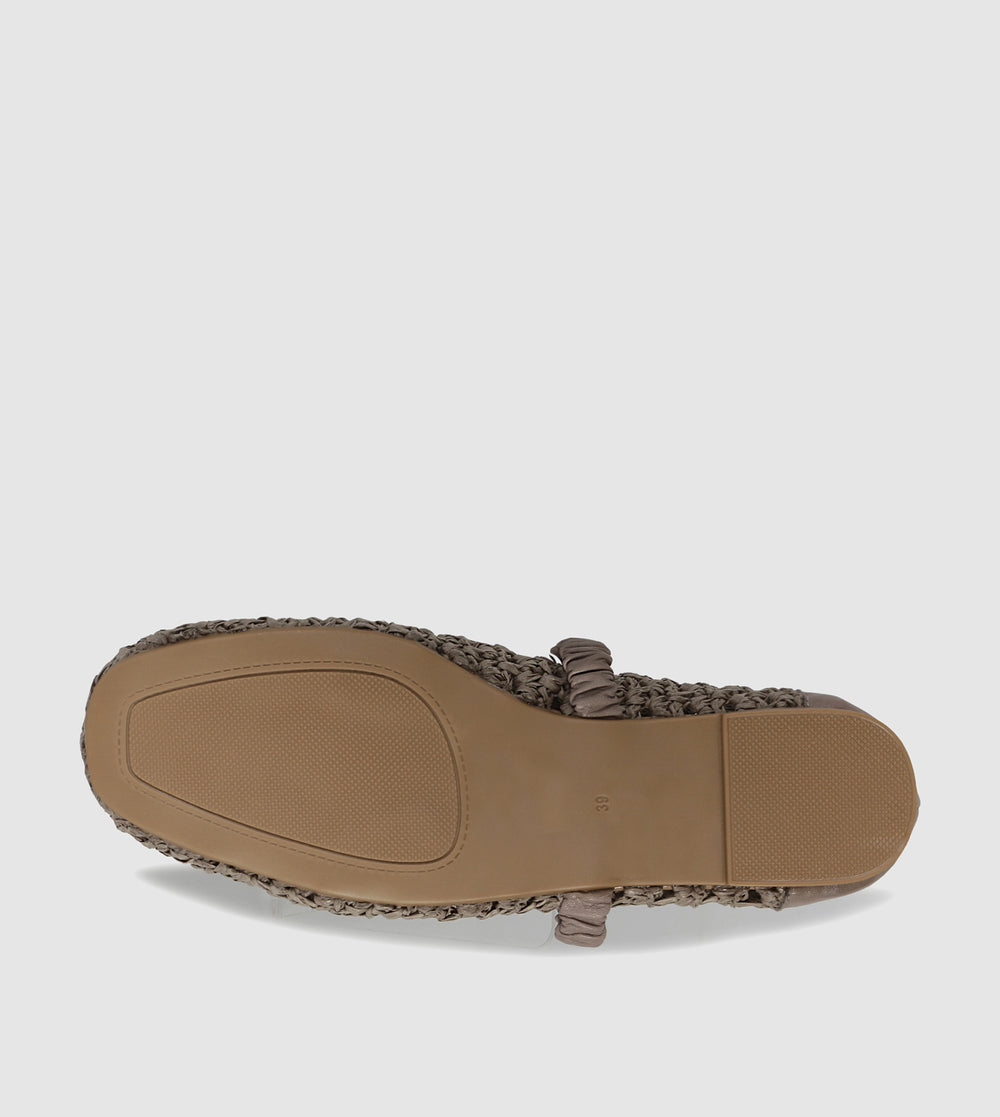 Taupe