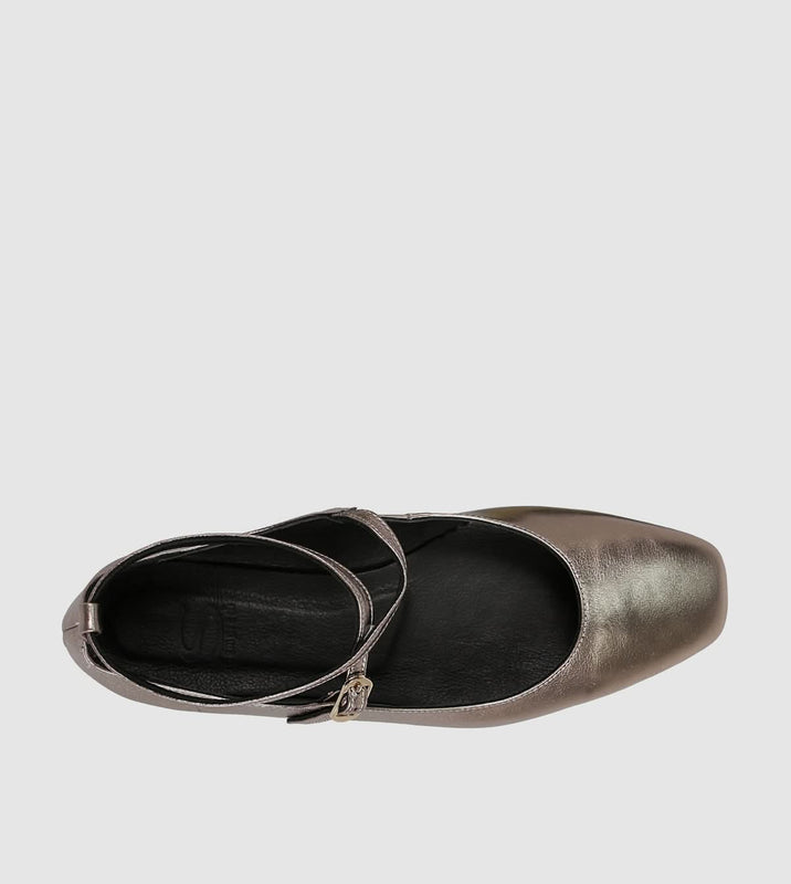 Bronze