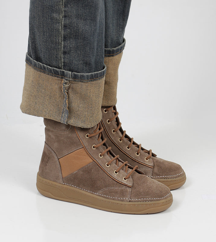 Taupe