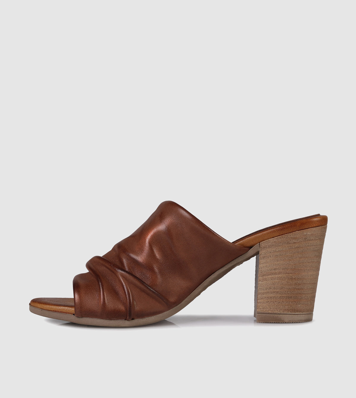 Larisia Mules by Sempre Di