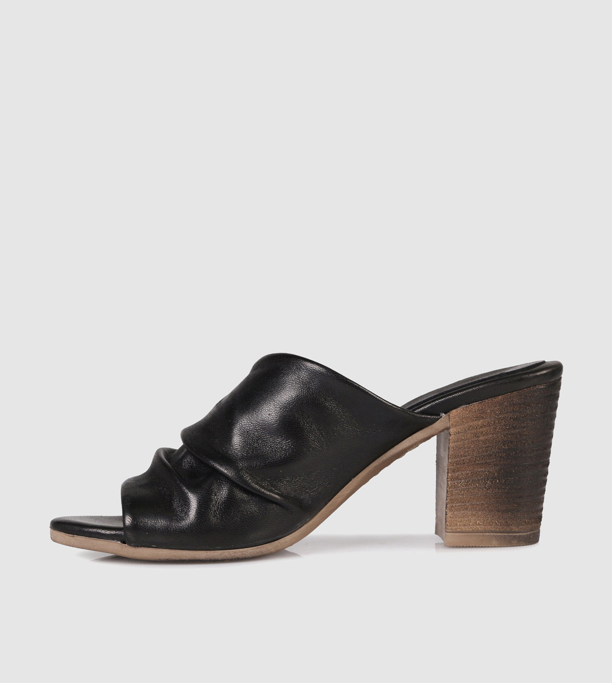 Larisia Mules by Sempre Di