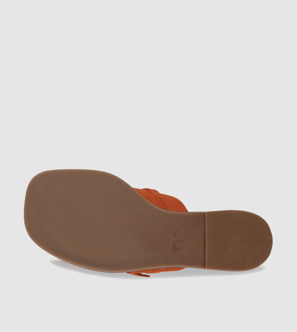 Jesmyn Flat Sandals by Sempre Di