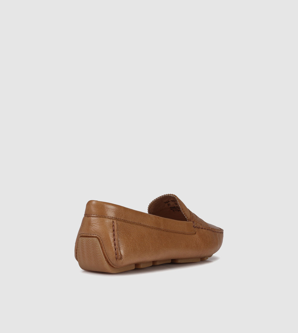 Keely Driving Shoes by Sempre Di