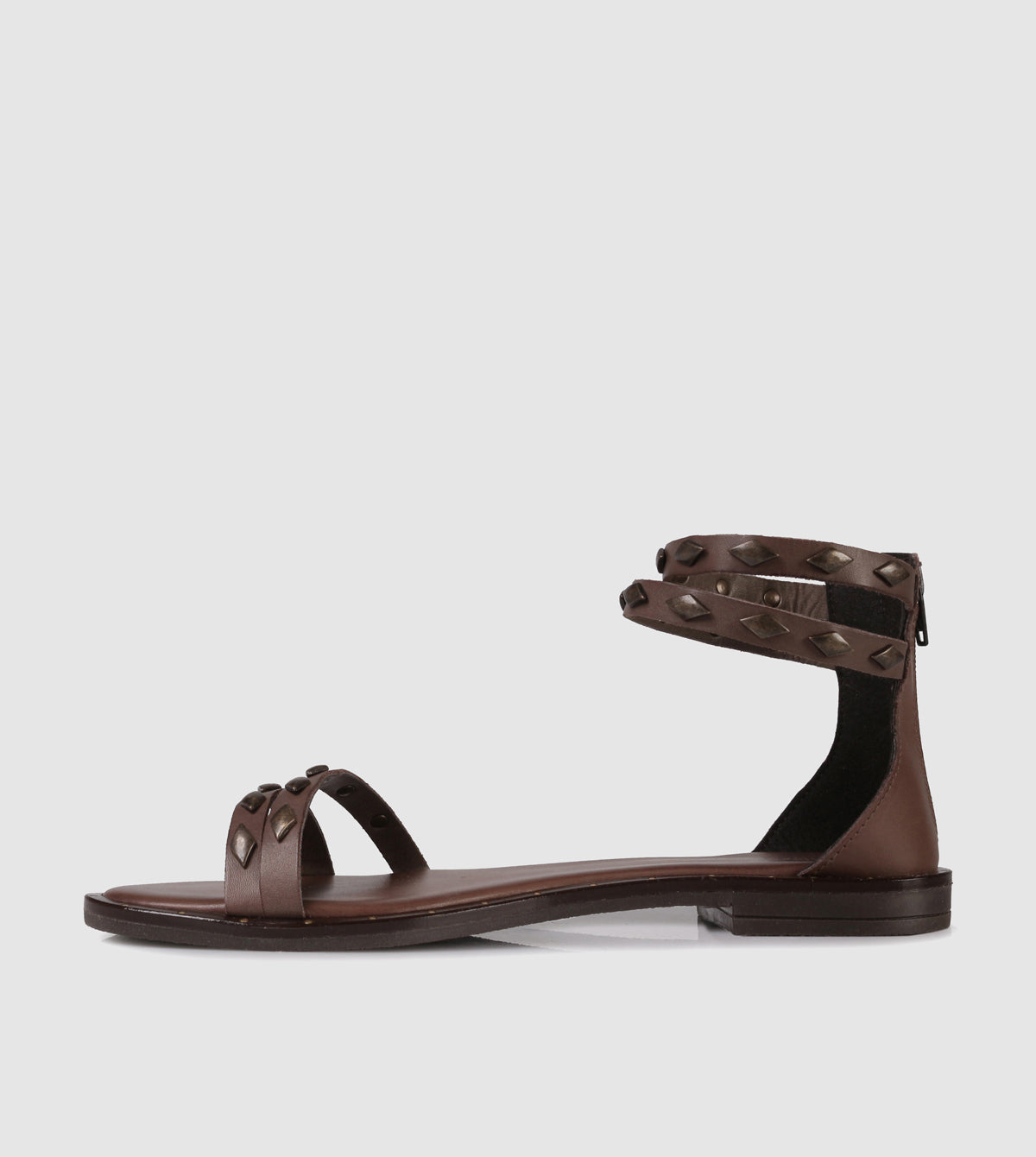 Yalina Flat Sandals by Sempre Di
