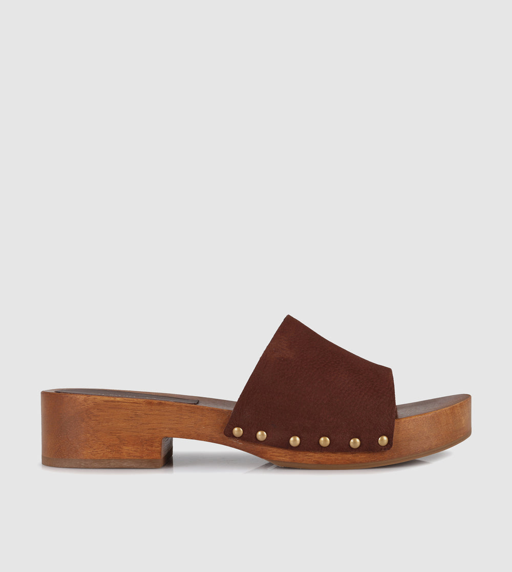 Shelley Clogs by Sempre Di