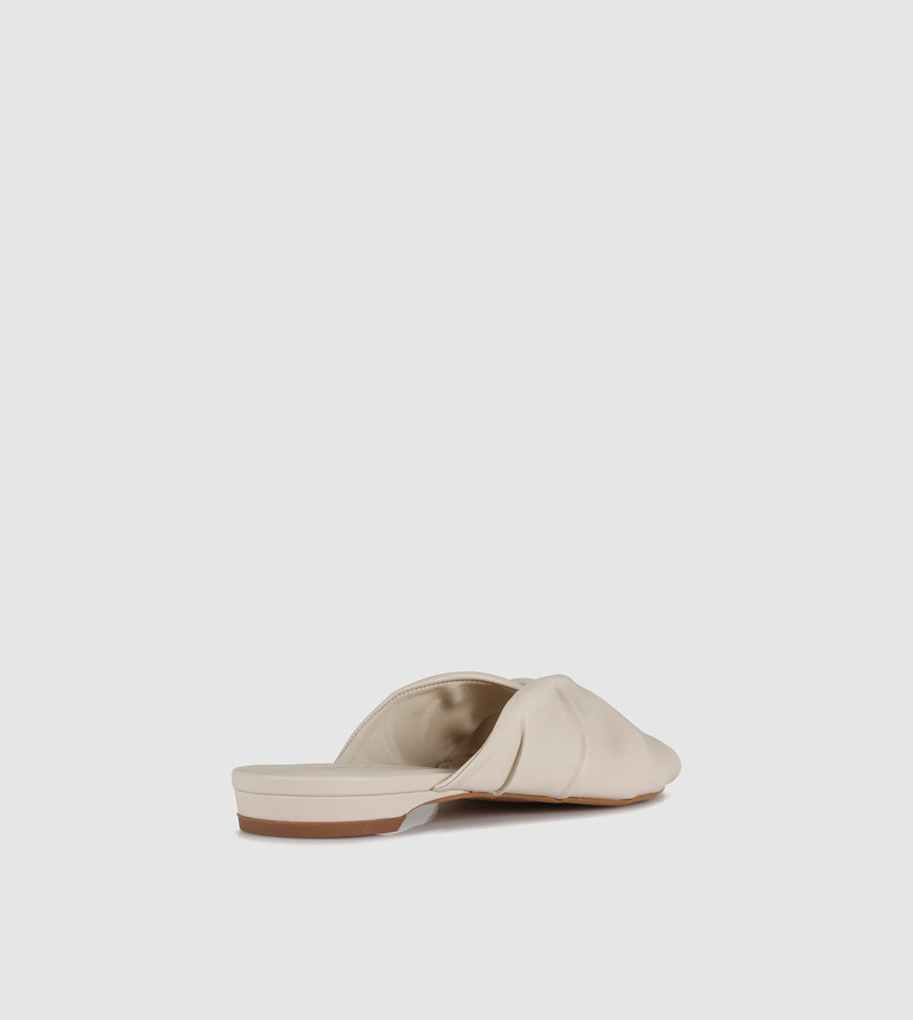 Charlene Slides by Sempre Di