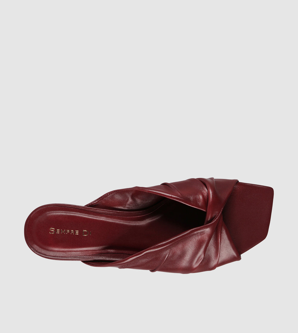 Charlene Slides by Sempre Di