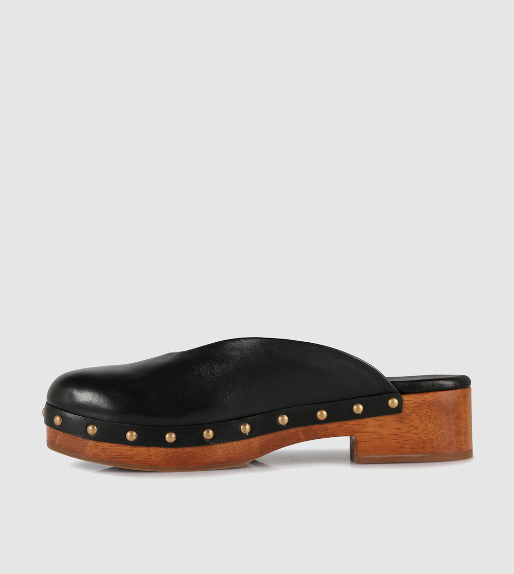 Doug Clogs by Sempre Di