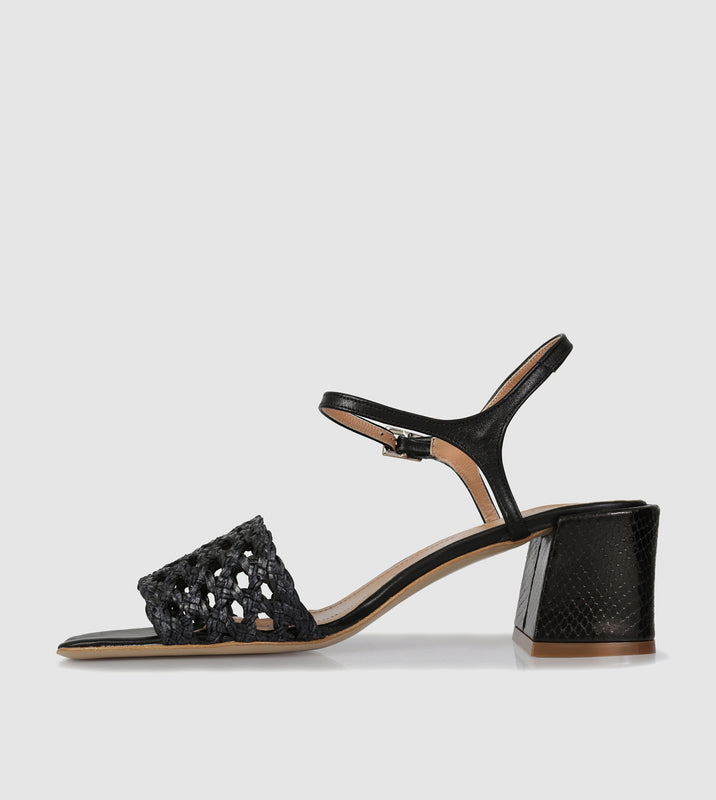 Black_902